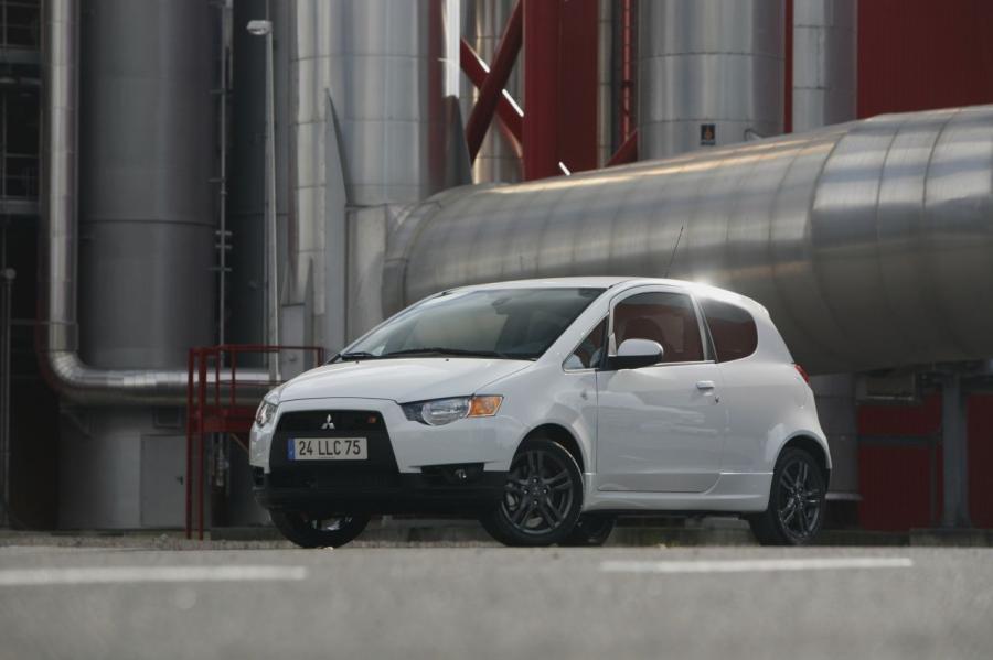  Mitsubishi Colt Ralliart 2009 года  (фото 42 из 60)